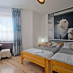 Osrodek Wypoczynkowy Trzy Korony Gasthof *