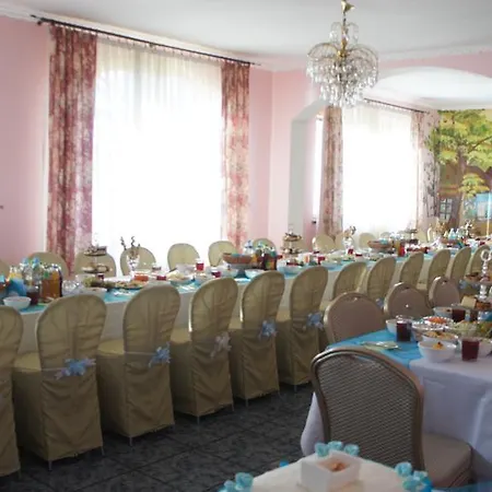 Osrodek Wypoczynkowy Trzy Korony Guest house Frydman